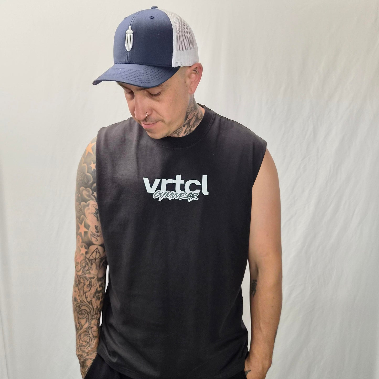 HEAVY FADED CUT OFF TANK